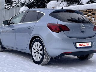 2010 Opel Astra J, серый, 650000 рублей, вид 2