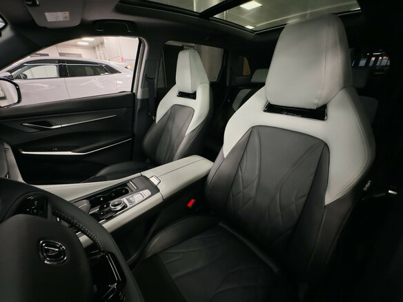 2026 Changan CS75 Plus IV, серебристый, 4299900 рублей - вид 36