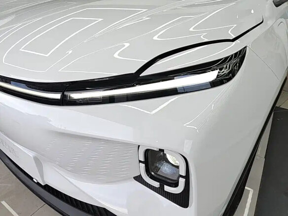 2025 Geely Geometry E 33.5 kWh, белый, 1295500 рублей - вид 11