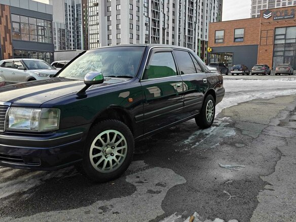 2001 Toyota Crown X (S150), синий, 750000 рублей