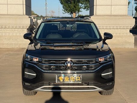 2022 Volkswagen Tayron I, чёрный, 2140000 рублей, вид 2
