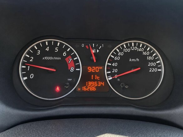 2013 Nissan Note I Рестайлинг, белый, 565000 рублей - вид 8
