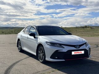 2021 Toyota Camry VIII (XV70) Рестайлинг, белый, 2800000 рублей, вид 5