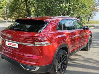 2020 Volkswagen Atlas Cross Sport I, красный, 4000000 рублей, вид 5