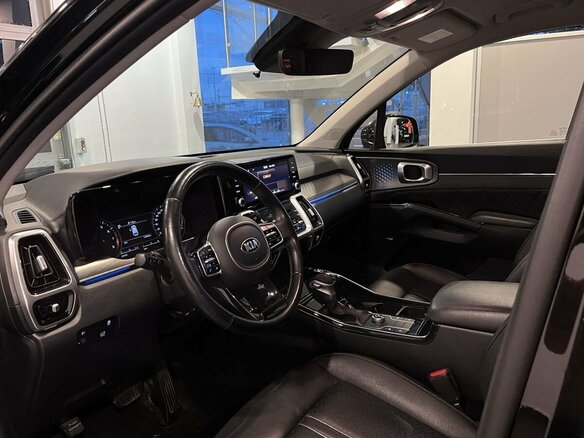 2021 Kia Sorento IV, чёрный - вид 19