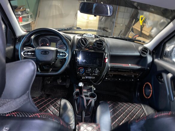 2011 Lada (ВАЗ) Granta I, серебристый, 250000 рублей - вид 8