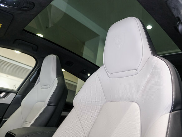 2026 Porsche Cayenne Coupé III Рестайлинг, серый - вид 34