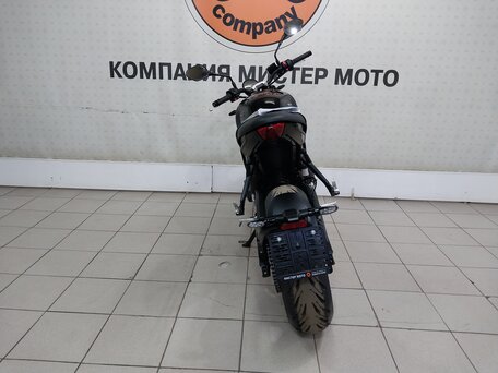 2026 Triumph Trident 660, синий, 1098000 рублей, вид 4