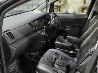 2011 Toyota ISis I Рестайлинг, чёрный, 1310000 рублей, вид 5