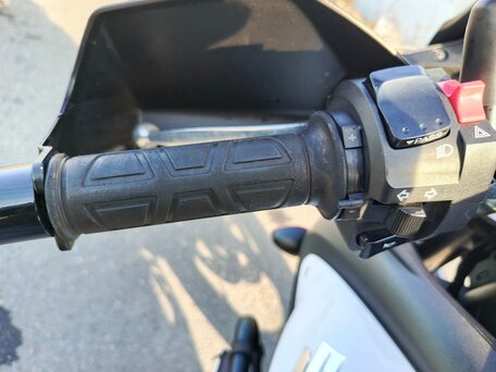 2013 Suzuki V-Strom DL 650, белый, 700000 рублей, вид 4