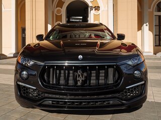 2022 Maserati Levante I Рестайлинг, чёрный, 5900000 рублей, вид 2