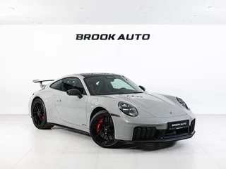 2026 Porsche 911 Carrera 4 GTS VIII (992) Рестайлинг, серый, 29990000 рублей, вид 3