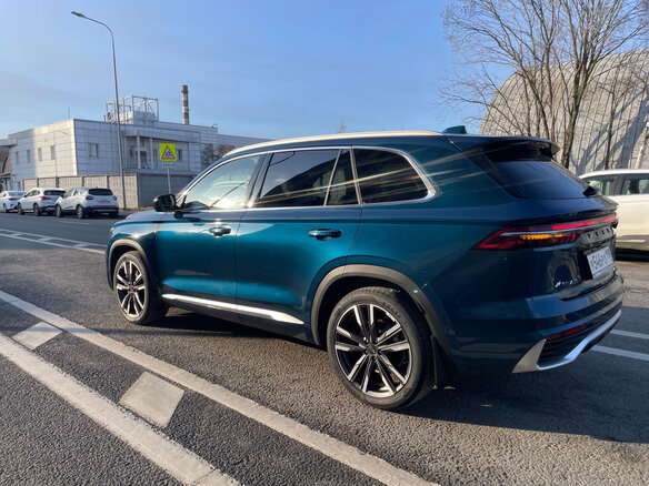 2025 Geely Monjaro I, синий, 3680000 рублей - вид 8