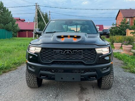 2026 Ram 1500 RHO V Рестайлинг, чёрный, 11500000 рублей, вид 2