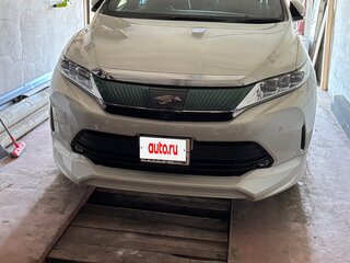 2019 Toyota Harrier III (XU60) Рестайлинг, белый, 3050000 рублей, вид 2