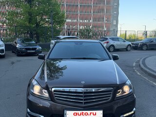 2013 Mercedes-Benz C-Класс 180 III (W204) Рестайлинг, коричневый, 1550000 рублей, вид 1