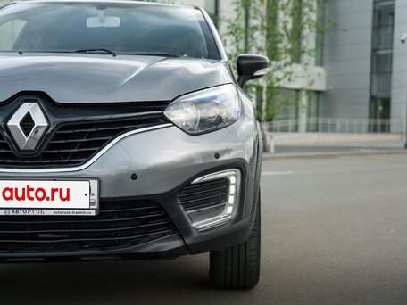 2017 Renault Kaptur I, серый, 880000 рублей, вид 4
