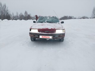 1990 Toyota Carina V (T170), красный, 90000 рублей, вид 2