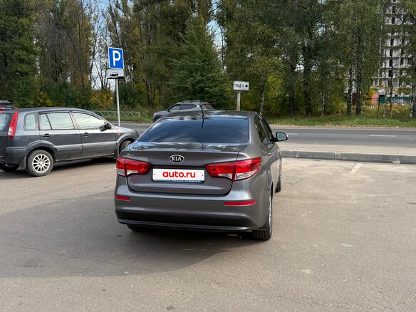 2016 Kia Rio III Рестайлинг, серый - вид 6