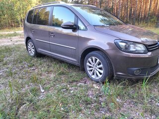 2011 Volkswagen Touran I Рестайлинг 2, коричневый, 1000000 рублей, вид 3