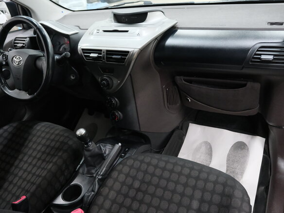 2009 Toyota iQ, фиолетовый, 799000 рублей - вид 17