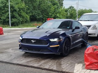2019 Ford Mustang VI Рестайлинг, синий, 3185000 рублей, вид 1