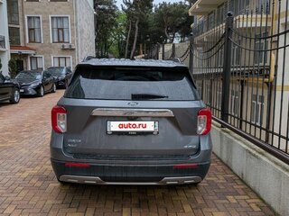 2021 Ford Explorer VI, серый, 2700000 рублей, вид 3