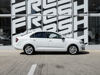 2018 Skoda Rapid I Рестайлинг, белый, 1400000 рублей, вид 5