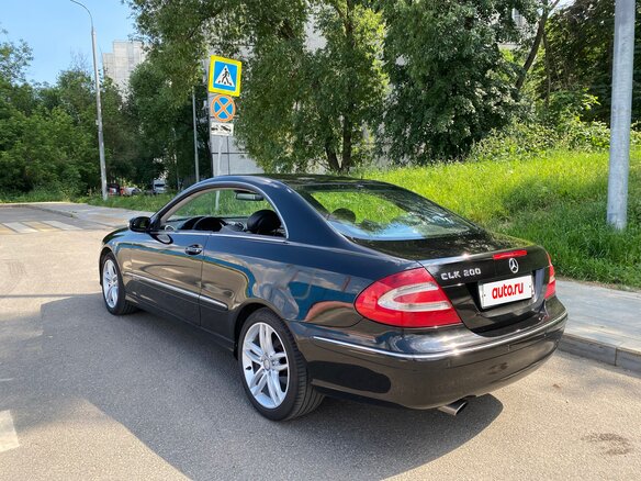 2003 Mercedes-Benz CLK-Класс 200 II (W209), чёрный, 800000 рублей - вид 1