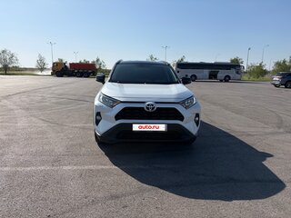 2021 Toyota RAV4 V (XA50), белый, 3650000 рублей, вид 1