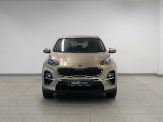 2020 Kia Sportage IV Рестайлинг, коричневый, 2225000 рублей, вид 2