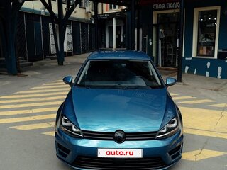 2014 Volkswagen Golf VII, голубой, 1650000 рублей, вид 2