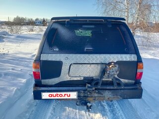 1999 Nissan Pathfinder II, жёлтый, 450999 рублей, вид 4