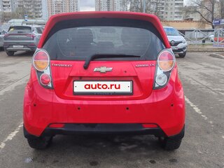 2011 Chevrolet Spark III, красный, 600000 рублей, вид 4