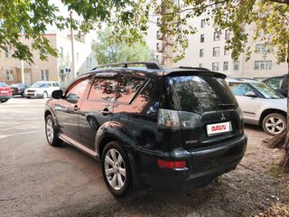 2011 Mitsubishi Outlander II Рестайлинг, чёрный, 1325000 рублей, вид 3