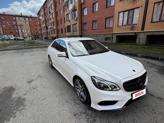 2013 Mercedes-Benz E-Класс 200 IV (W212, S212, C207) Рестайлинг, белый, 1900000 рублей, вид 5