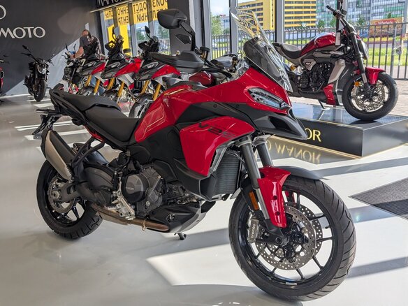 2026 Ducati Multistrada V2, красный, 2550000 рублей - вид 8