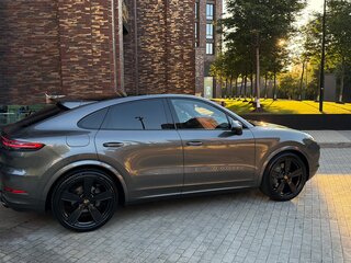 2019 Porsche Cayenne S Coupé III, серый, 8800000 рублей, вид 2