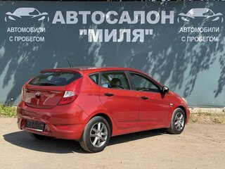 2012 Hyundai Solaris I, красный, 680000 рублей, вид 5