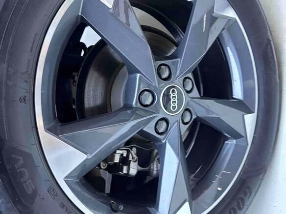 2022 Audi Q3 35 TFSI II (F3), синий, 2860000 рублей - вид 21