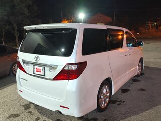 2010 Toyota Alphard II, белый, 1850000 рублей, вид 2