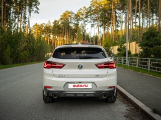 2020 BMW X2 sDrive20i I (F39), белый, 3450000 рублей, вид 5