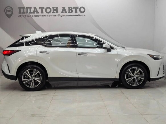 2026 Lexus RX 300 V, белый, 8499000 рублей - вид 3