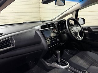 2014 Honda Fit III, красный, 950000 рублей, вид 3