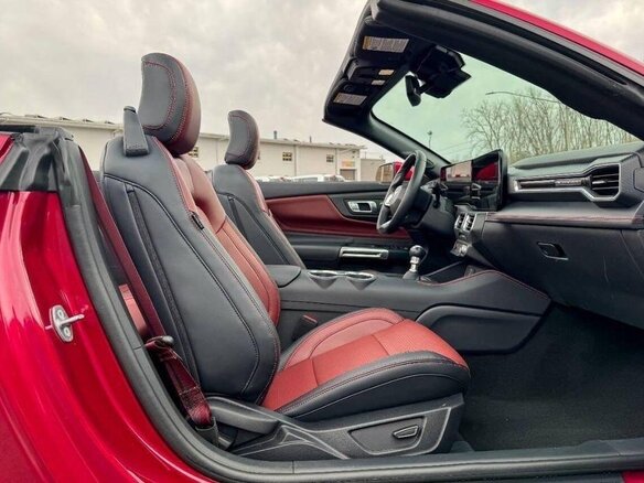 2026 Ford Mustang VII, красный - вид 15