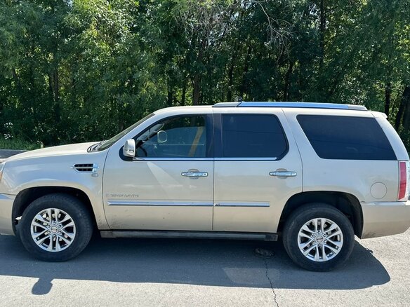 2008 Cadillac Escalade III, серый, 1400000 рублей - вид 6