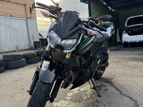 2019 Kawasaki Z 400, белый, 410000 рублей, вид 1