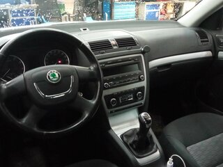2012 Skoda Octavia II (A5) Рестайлинг, серебристый, 830000 рублей, вид 5