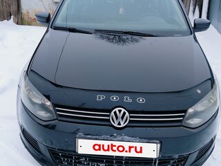 2015 Volkswagen Polo V, чёрный, 550000 рублей, вид 2