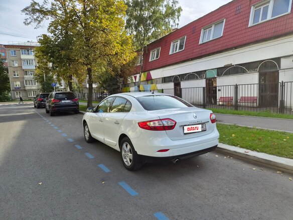 2012 Renault Fluence I, белый, 850000 рублей - вид 10